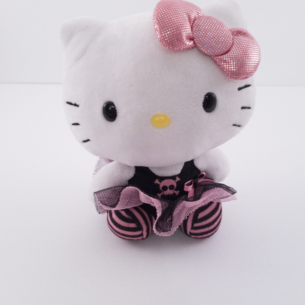 Hello Kitty 'punk' ty beanie baby
